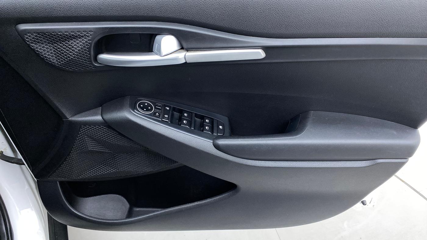 2020 KIA SELTOS HTK PLUS 1.5 PETROL, Petrol, Manual, 52,483 km, Driver Side Door Panels Control
