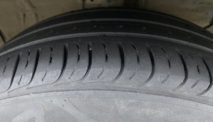 2020 KIA SELTOS HTK PLUS 1.5 PETROL, Petrol, Manual, 52,483 km, Right Front Tyre Tread