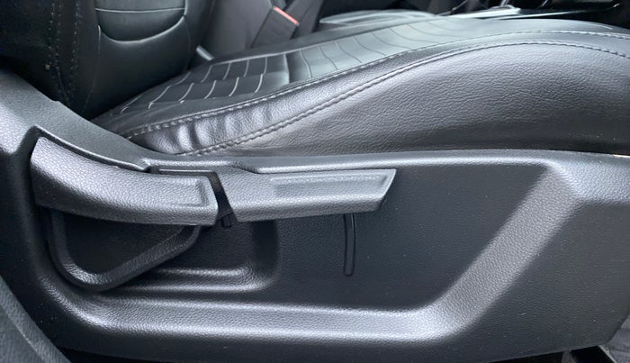 2020 KIA SELTOS HTK PLUS 1.5 PETROL, Petrol, Manual, 52,483 km, Driver Side Adjustment Panel