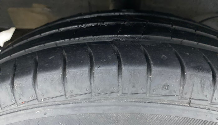 2019 Hyundai NEW SANTRO ERA EXECUTIVE, Petrol, Manual, 26,971 km, Right Rear Tyre Tread