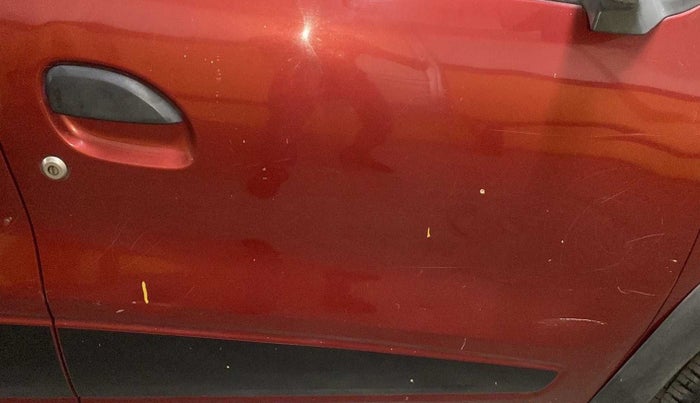2015 Renault Kwid RXT Opt, Petrol, Manual, 45,998 km, Driver-side door - Minor scratches