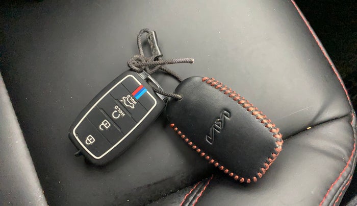 2023 KIA SONET HTX 1.0 DCT, Petrol, Automatic, 14,131 km, Key Close Up