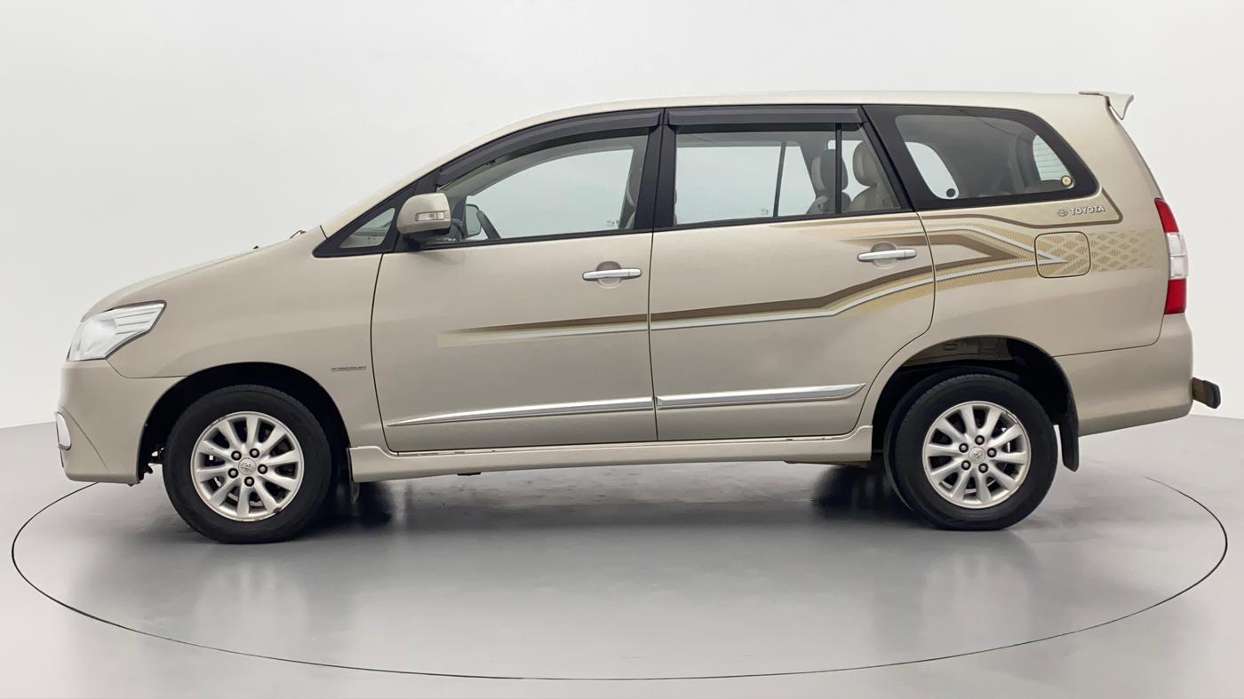 2014 Toyota Innova 2.5 ZX 7 STR BS IV, Diesel, Manual, 61,021 km, Left Side View