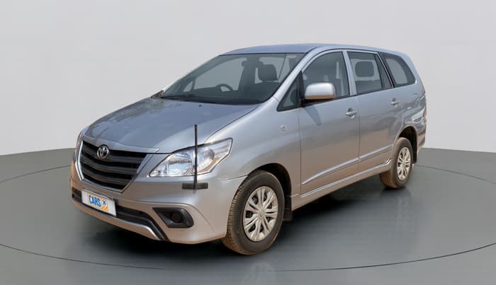 2015 Toyota Innova 2.5 GX 7 STR, Diesel, Manual, 21,946 km, Left Front Diagonal