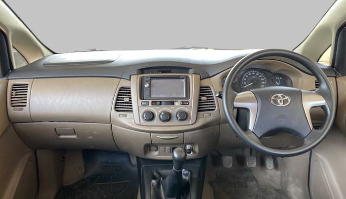 2015 Toyota Innova 2.5 GX 7 STR, Diesel, Manual, 21,946 km, Dashboard