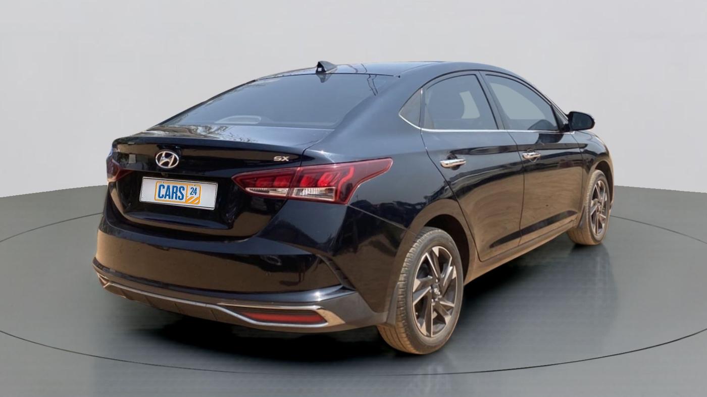 2020 Hyundai Verna SX (O)1.5 VTVT, Petrol, Manual, 31,675 km, Right Back Diagonal