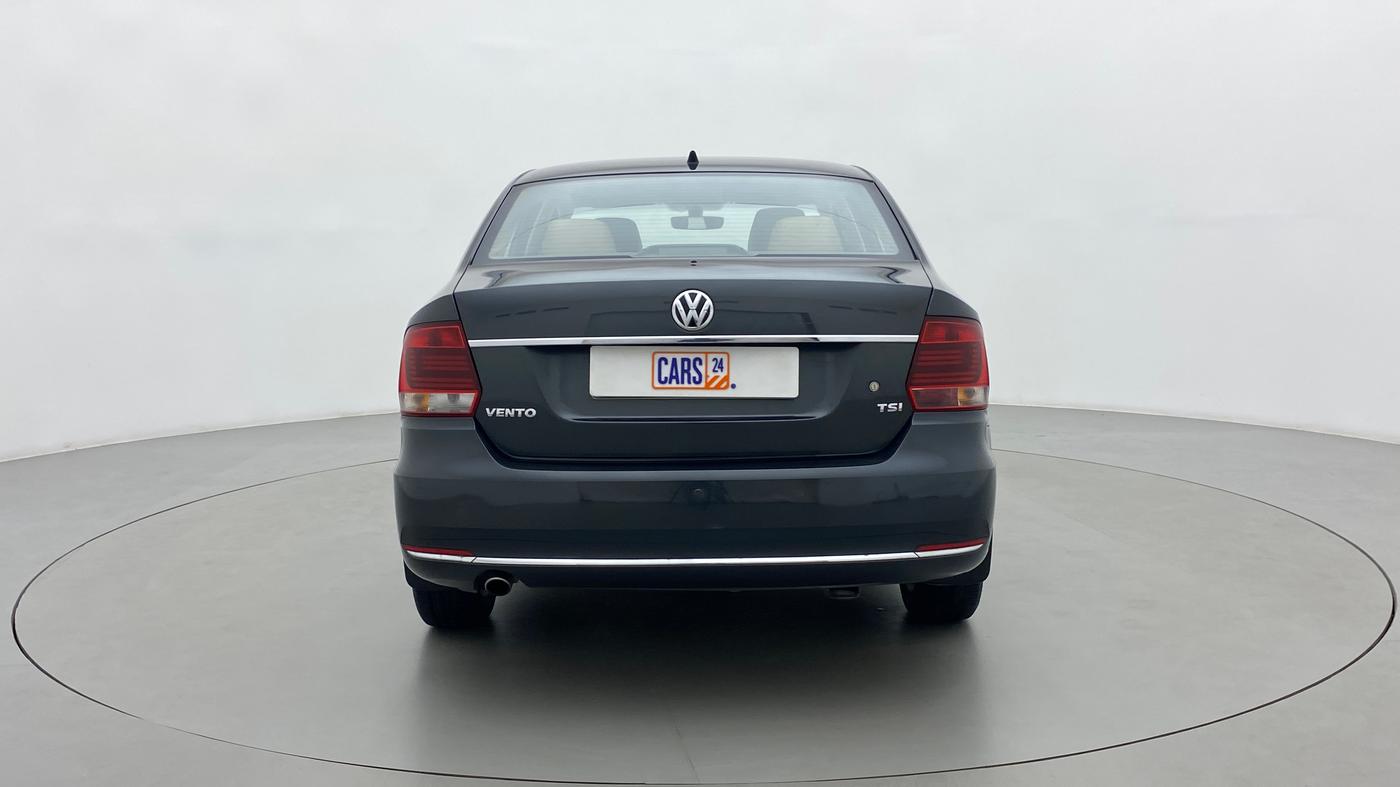 2016 Volkswagen Vento 1.2 TSI HIGHLINE PLUS AT, Petrol, Automatic, 66,062 km, Back/Rear
