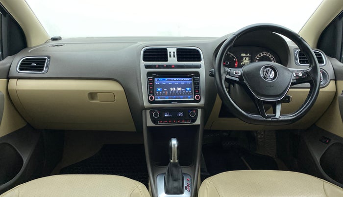 2016 Volkswagen Vento 1.2 TSI HIGHLINE PLUS AT, Petrol, Automatic, 66,062 km, Dashboard