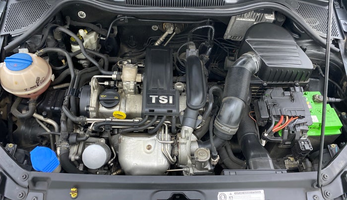 2016 Volkswagen Vento 1.2 TSI HIGHLINE PLUS AT, Petrol, Automatic, 66,062 km, Open Bonet