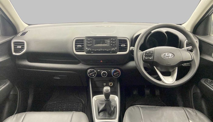 2020 Hyundai VENUE S 1.2, Petrol, Manual, 3,715 km, Dashboard