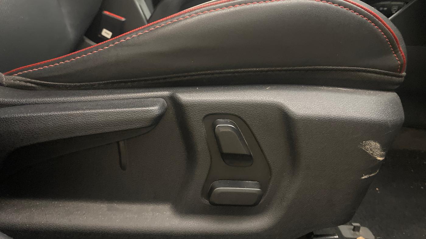 2023 Hyundai Verna SX (O) 1.5 TURBO PETROL MT, Petrol, Manual, 41,917 km, Driver Side Adjustment Panel