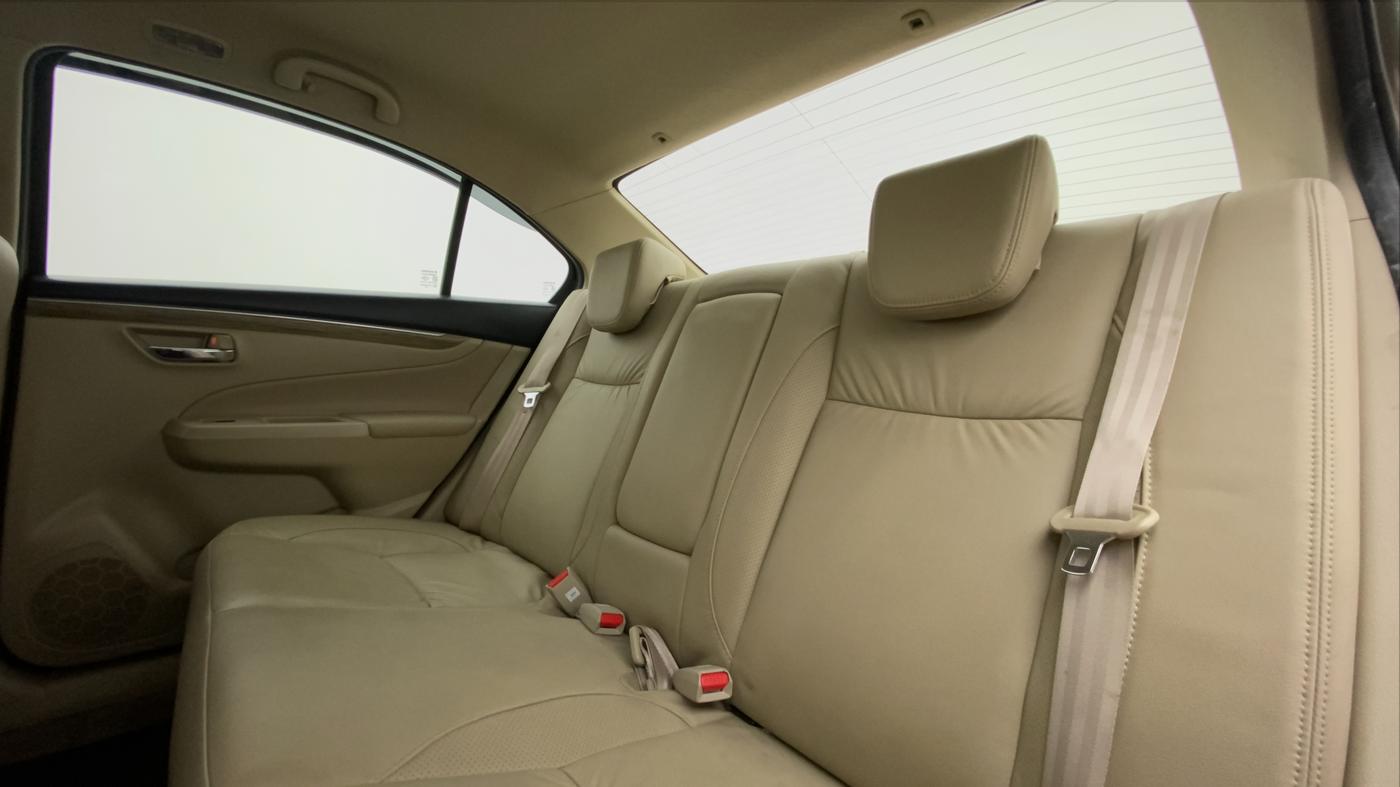 2020 Maruti Ciaz ALPHA 1.5 SHVS PETROL, Petrol, Manual, 25,222 km, Right Side Rear Door Cabin