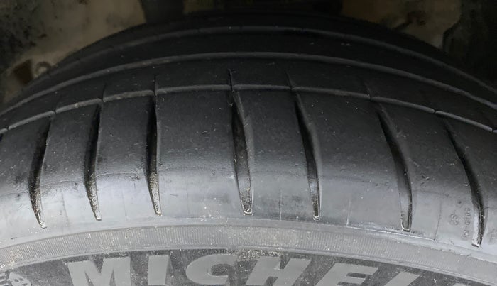 2019 Honda Civic 1.8L I-VTEC ZX CVT, Petrol, Automatic, 52,478 km, Left Front Tyre Tread
