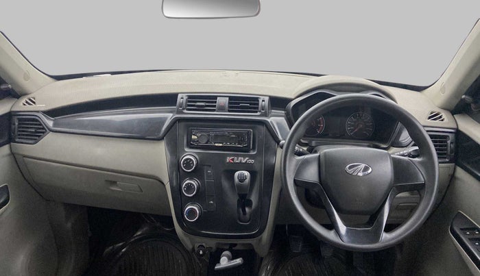 2016 Mahindra Kuv100 K4+ 6 STR, Petrol, Manual, 43,514 km, Dashboard