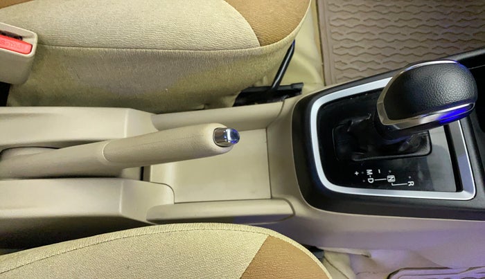 2018 Maruti Dzire VXI AMT, Petrol, Automatic, 79,567 km, Gear Lever