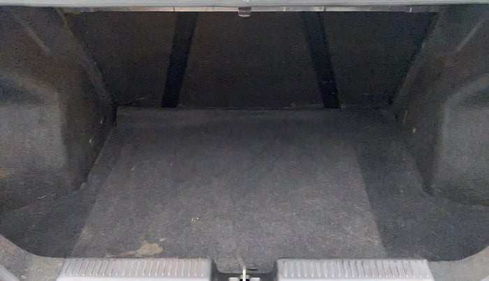 2018 Maruti Dzire VXI AMT, Petrol, Automatic, 79,567 km, Boot Inside