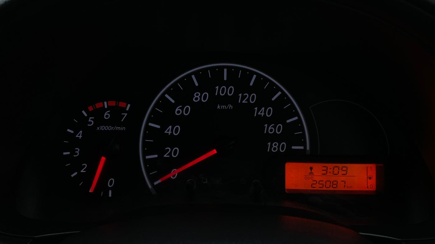 2017 Nissan Micra Active XV S, Petrol, Manual, 25,118 km, Odometer Image