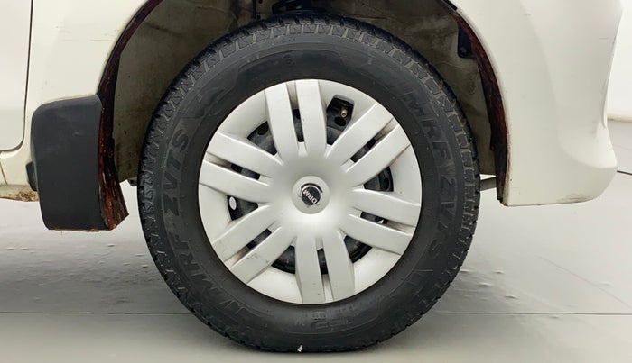 2016 Maruti Alto 800 VXI O, Petrol, Manual, 68,135 km, Right Front Wheel