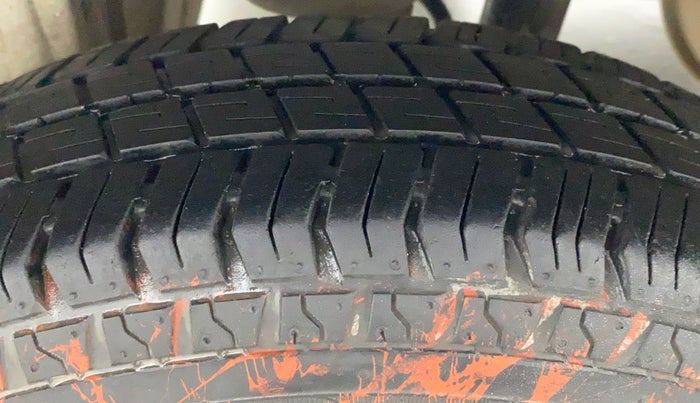 2016 Maruti Alto 800 VXI O, Petrol, Manual, 68,135 km, Right Rear Tyre Tread