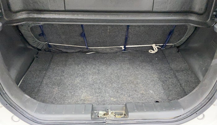 2016 Maruti Alto 800 VXI O, Petrol, Manual, 68,135 km, Boot Inside