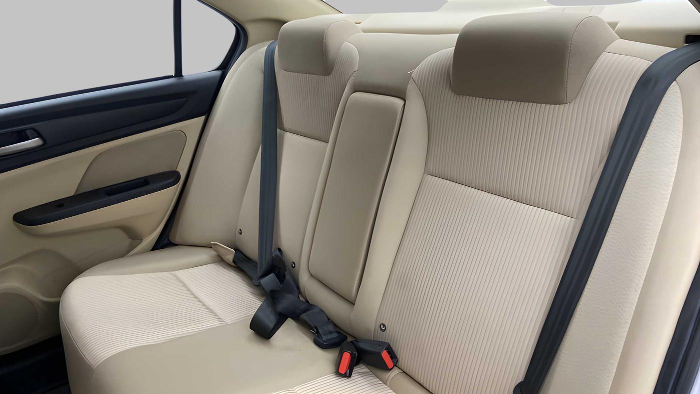 2021 Honda Amaze 1.2L I-VTEC S, Petrol, Manual, 8,183 km, Right Side Rear Door Cabin
