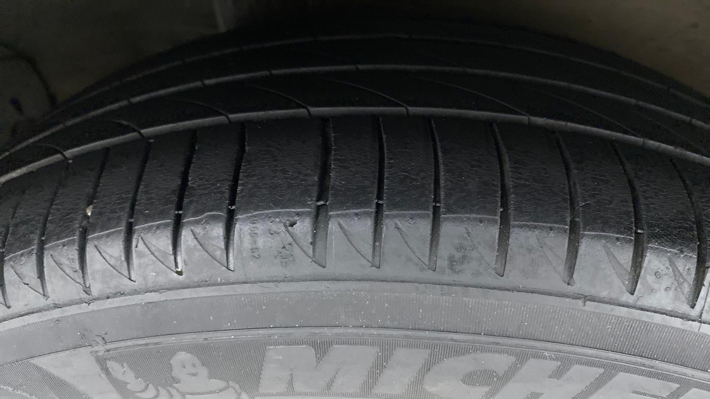 2018 Honda BR-V 1.5L I-VTEC V CVT, Petrol, Automatic, 25,407 km, Right Rear Tyre Tread