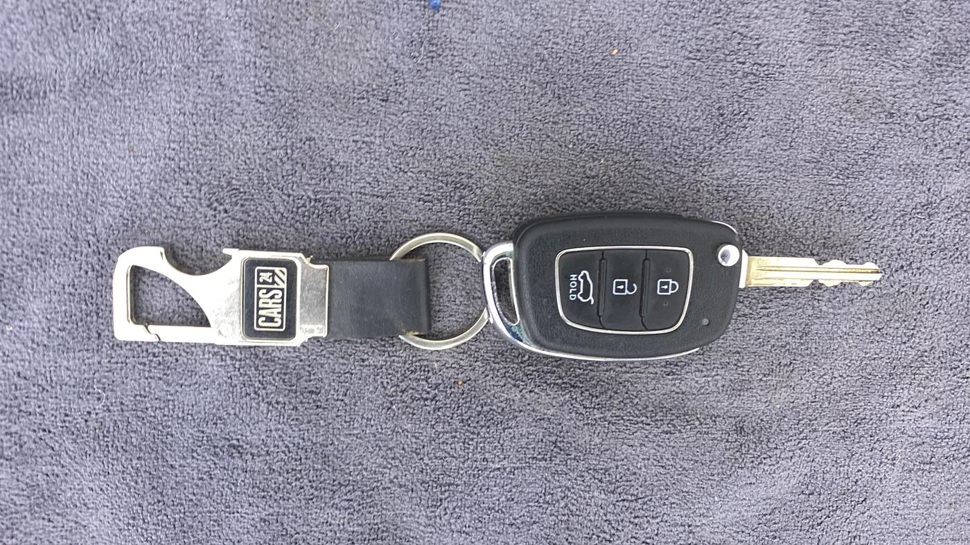 2021 Hyundai VENUE SX 1.0 TURBO IMT, Petrol, Manual, 32,388 km, Key Close Up