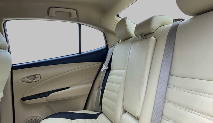 2019 Toyota YARIS J MT, Petrol, Manual, 13,884 km, Right Side Rear Door Cabin