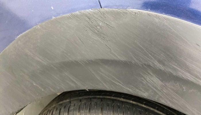 2020 Maruti XL6 ALPHA MT, Petrol, Manual, 24,087 km, Left fender - Cladding has minor damage