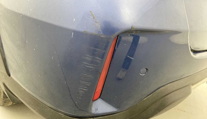 2020 Maruti XL6 ALPHA MT, Petrol, Manual, 24,087 km, Rear bumper - Minor scratches