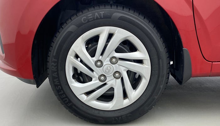 2022 Hyundai AURA S 1.2, Petrol, Manual, 3,812 km, Left Front Wheel