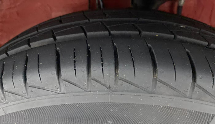 2022 Maruti Alto LXI O, Petrol, Manual, 2,190 km, Left Front Tyre Tread