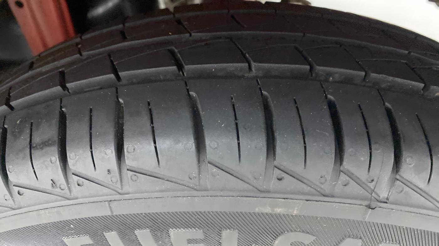 2022 Maruti Alto LXI O, Petrol, Manual, 2,190 km, Left Rear Tyre Tread