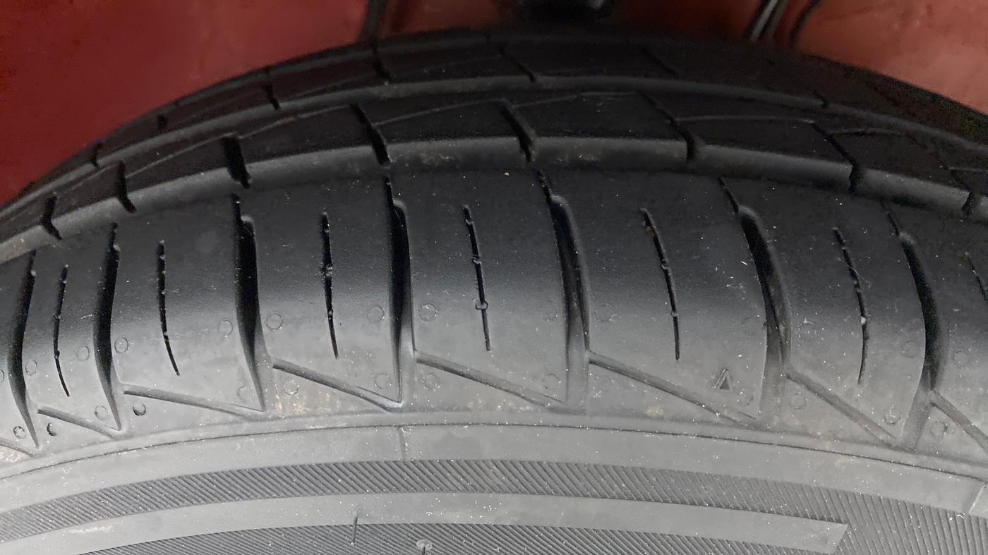 2022 Maruti Alto LXI O, Petrol, Manual, 2,190 km, Right Front Tyre Tread