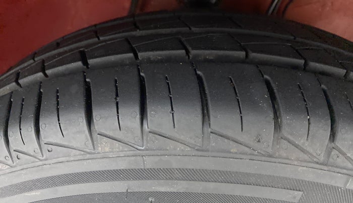 2022 Maruti Alto LXI O, Petrol, Manual, 2,190 km, Right Front Tyre Tread