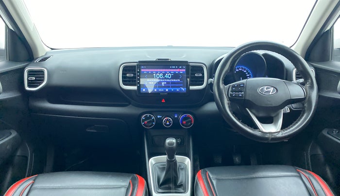 2020 Hyundai VENUE S 1.2, Petrol, Manual, 35,809 km, Dashboard