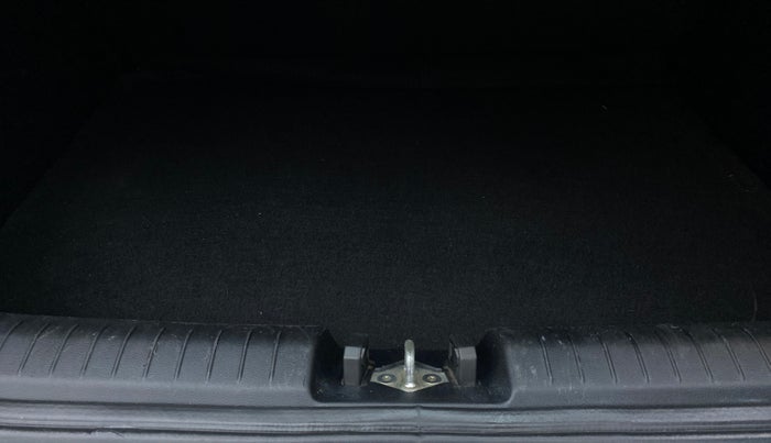 2020 Hyundai VENUE S 1.2, Petrol, Manual, 35,809 km, Boot Inside
