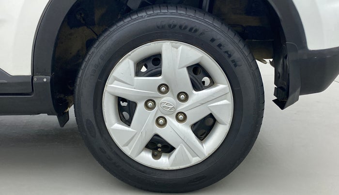 2020 Hyundai VENUE S 1.2, Petrol, Manual, 35,809 km, Left Rear Wheel