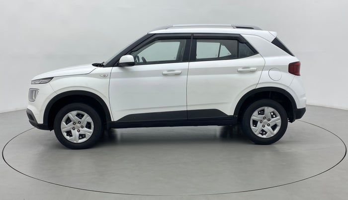 2020 Hyundai VENUE S 1.2, Petrol, Manual, 35,809 km, Left Side