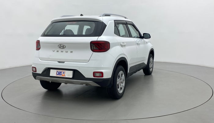2020 Hyundai VENUE S 1.2, Petrol, Manual, 35,809 km, Right Back Diagonal