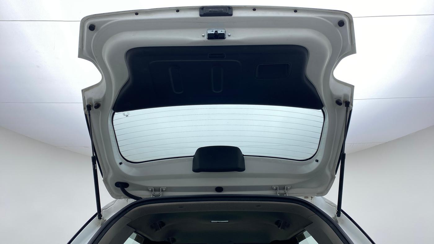 2020 Hyundai VENUE S 1.2, Petrol, Manual, 35,809 km, Boot Door Open