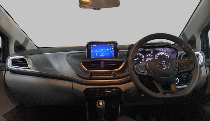 2020 Tata ALTROZ XT PETROL, Petrol, Manual, 16,180 km, Dashboard