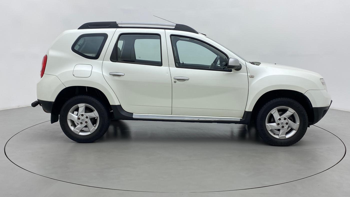 2013 Renault Duster RXZ Diesel 110 (O), Diesel, Manual, 69,201 km, Right Side View
