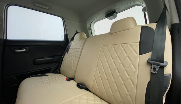 2019 Maruti New Wagon-R VXI 1.0 AMT, Petrol, Automatic, 39,845 km, Right Side Rear Door Cabin