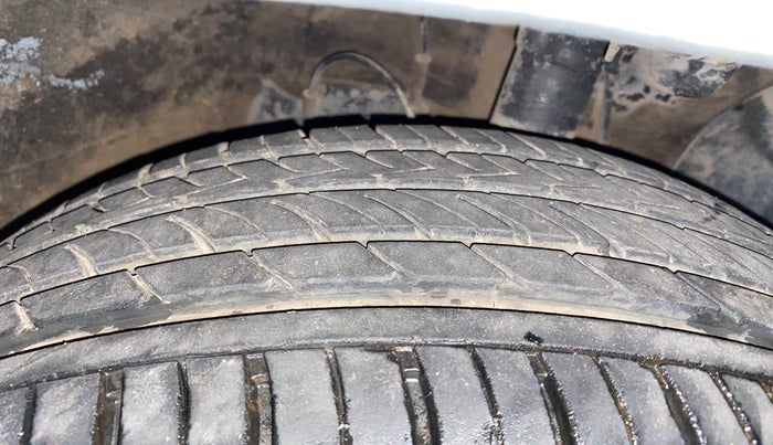 2020 Hyundai VENUE SX PLUS 1.0 TURBO DCT, Petrol, Automatic, 46,313 km, Right Front Tyre Tread