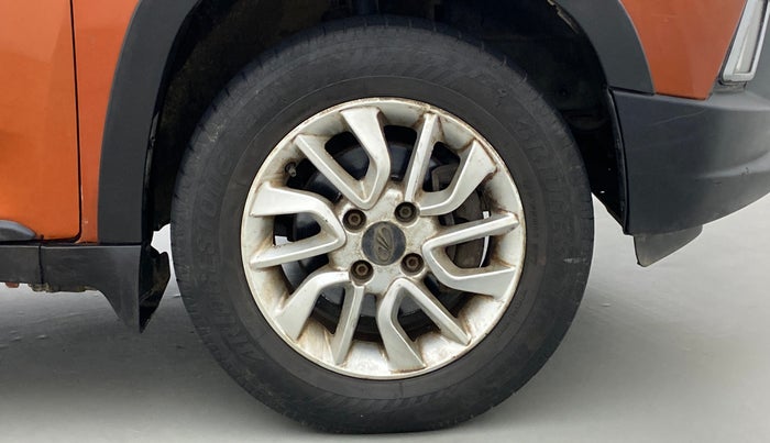 2016 Mahindra Kuv100 K8 D 6 STR, Diesel, Manual, 72,269 km, Right Front Wheel