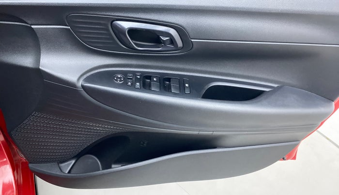 2021 Hyundai NEW I20 SPORTZ 1.2 MT, Petrol, Manual, 14,261 km, Driver Side Door Panels Control