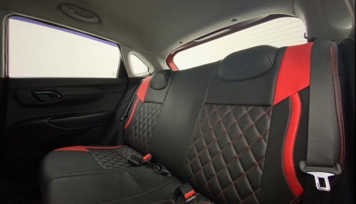 2021 Hyundai NEW I20 SPORTZ 1.2 MT, Petrol, Manual, 14,261 km, Right Side Rear Door Cabin