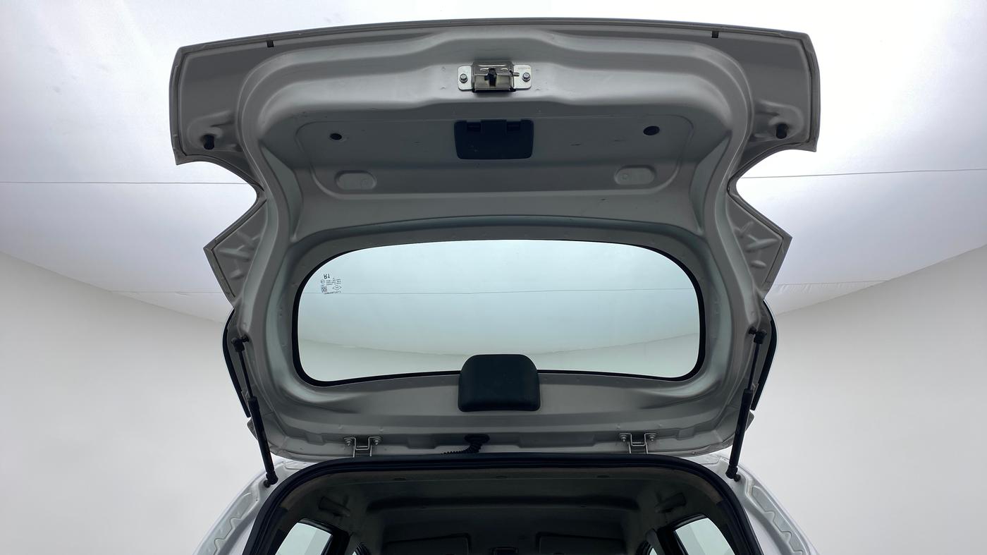 2018 Renault Kwid 1.0 RXT Opt, Petrol, Manual, 63,276 km, Boot Door Open