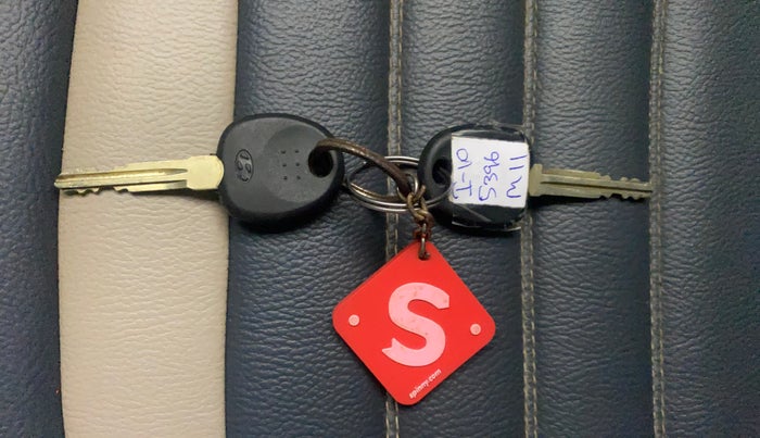 2012 Hyundai i10 SPORTZ (O) 1.2, Petrol, Manual, 83,393 km, Key Close Up